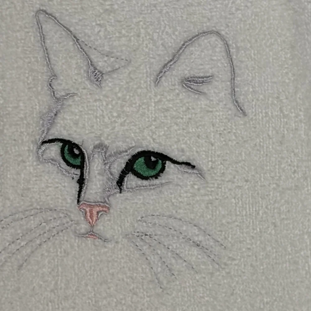 White Kitty Cat Towel/Hand Towel/R A Briggs Set 4 pieces Bath Embroidered